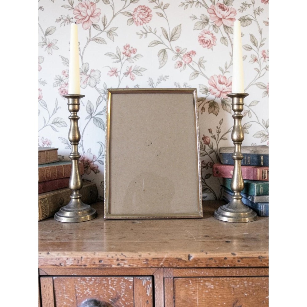 Vintage Gold Ornate Brass Frame - Antique 5" x 7" Freestanding Picture Frame
